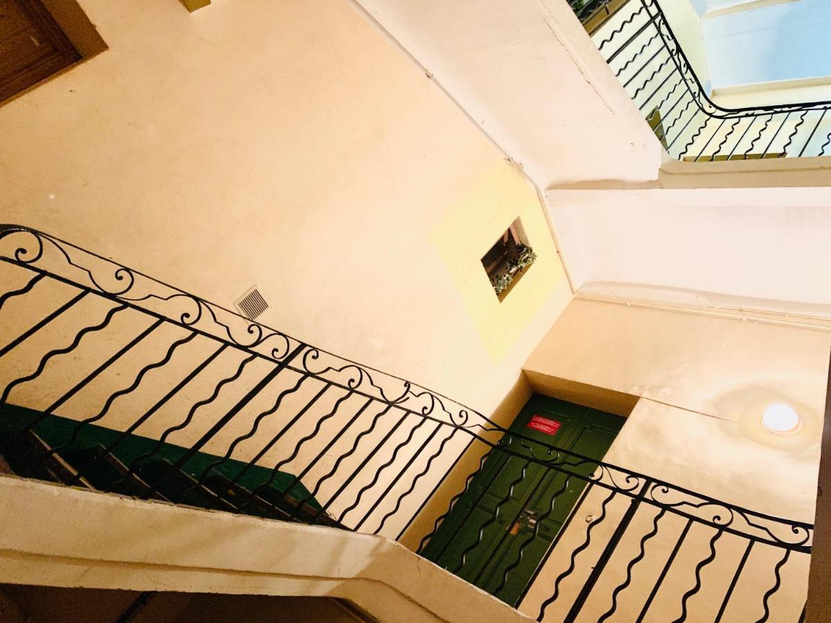 Mazzarin Studio Aix-en-Provence Exterior photo